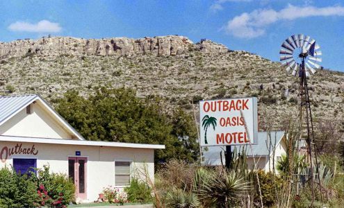 Outback Oasis Motel now DESERT AIR Sanderson