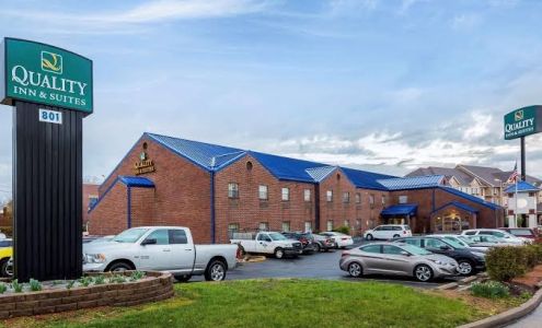 Quality Inn & Suites Columbia I-70