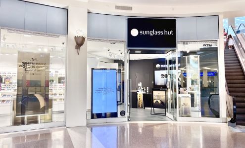 Sunglass Hut