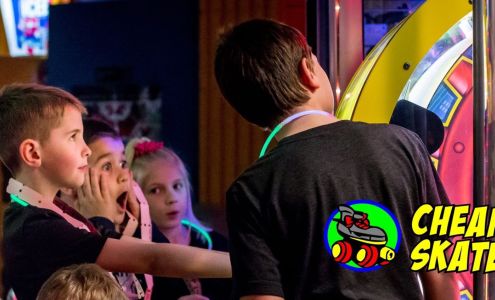 Cheap Skate Roller Center