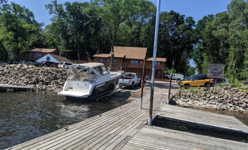 Beanie's Marina 16777 7th St N, Lakeland Minnesota 55043