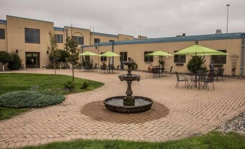 Baymont by Wyndham Fargo