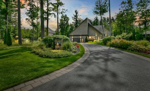 Mélanie St-Pierre Sutton Synergie Courtière en Immobilier