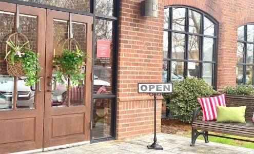 Gina Diamond's Flower Co.