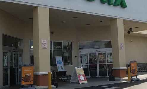 Publix Super Market at Bayshore Village