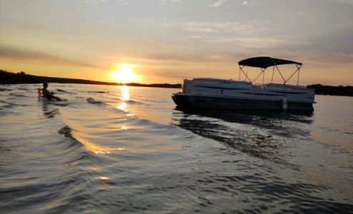 Starved Rock River Adventures 1132 N 27th Rd, Ottawa Illinois 61350