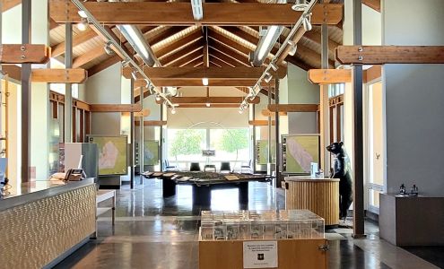 Eastern Sierra Visitor Center Lone Pine