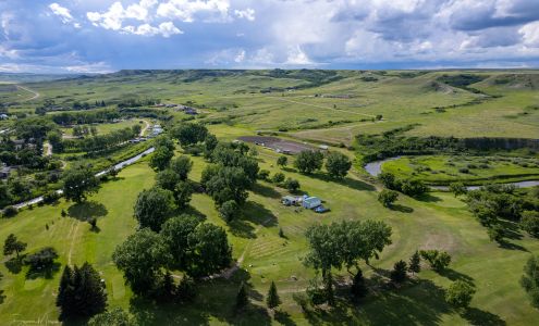 Streambank Golf Club Eastend