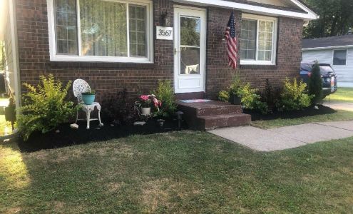 Fiorellas Landscaping | Garden Center | Snowplowing