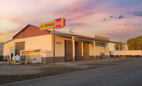 Les Schwab Tire Center