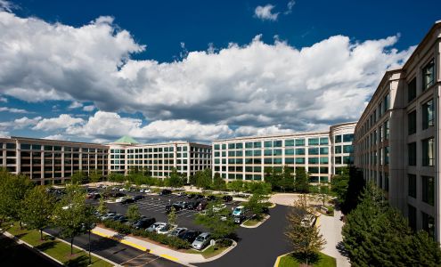 Woodfield Preserve Office Center