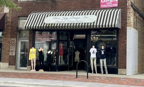 CLOTHING IT2 FASHIONS DeKalb