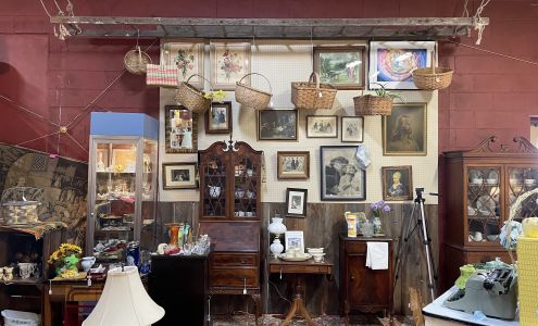 Jackson Antique Mall Inc