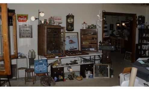 Parkway Antiques and Estate Sales
