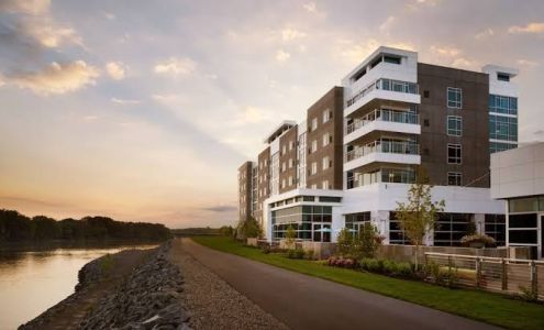 The Landing Hotel, NY