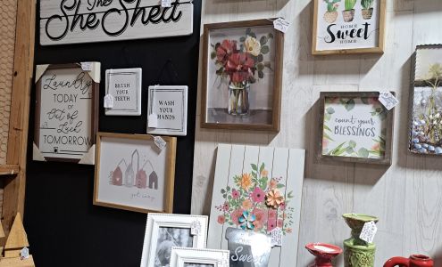 Red Dirt Rich Fleamarket De Queen