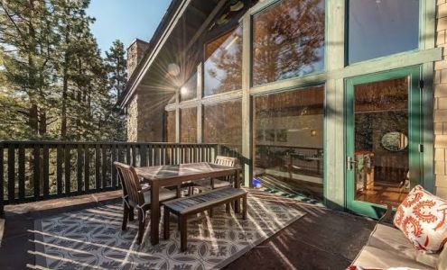 The Grand Idyllwild Lodge