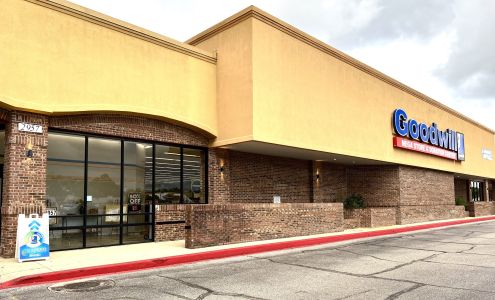 GOODWILL mega store Ocean Springs