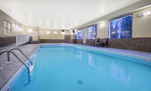 Holiday Inn Express & Suites Prince Albert - South, an IHG Hotel