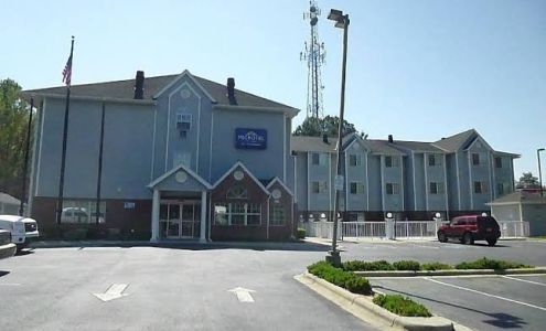 Microtel Inn & Suites by Wyndham Charlotte Airport