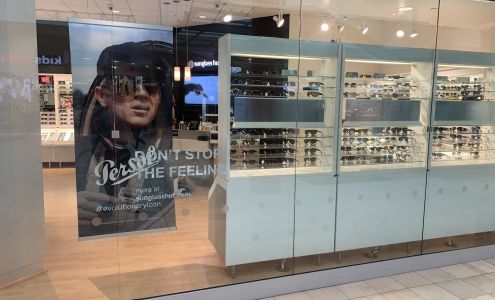 Sunglass Hut