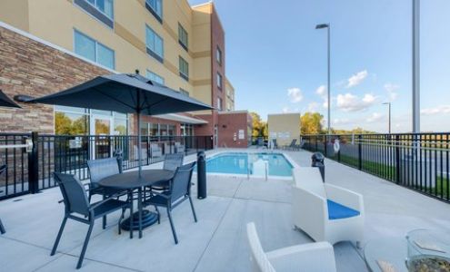Fairfield Inn & Suites Charlotte Belmont
