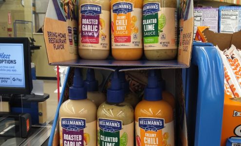 OAK HALL Shopping Center