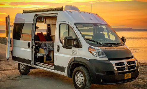 AlaskaVans Campervan Rentals
