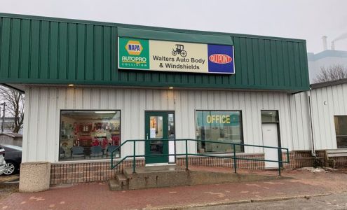 Walter's Auto Body Dryden