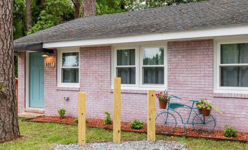 Pineland Express - Lunar Station