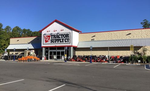 Tractor Supply Spring Lake