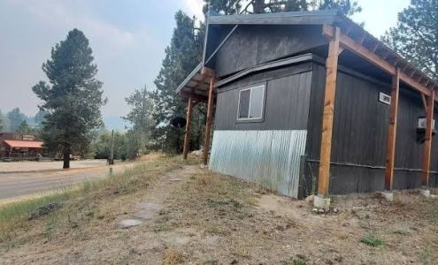 Uncle Billy Bob's Redneck Trailer Vacation Rentals Garden Valley