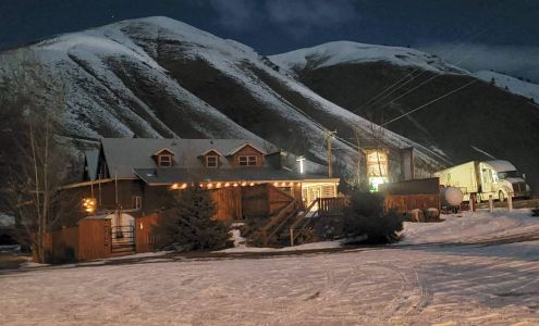 North Fork Motel & Campground North Fork