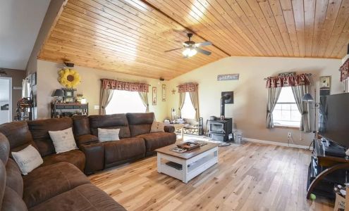 Everson Flooring, LLC