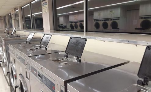 J & D Coin Laundry