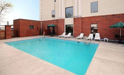 Comfort Suites near Camp Lejeune