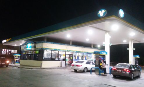 Valero Corner Store