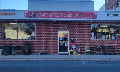 Bernies Antiques and Artifacts