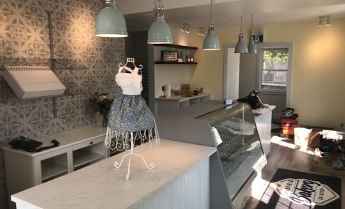 Lakefield Bakery On Queen Lakefield