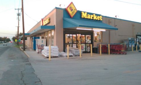 Lowe's Market Somerset