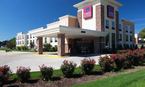 Comfort Suites East Lincoln - Mall Area