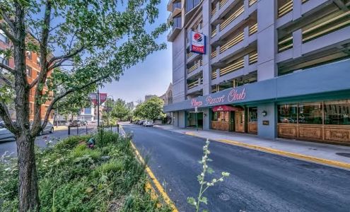 Plaza Resort Club Hotel