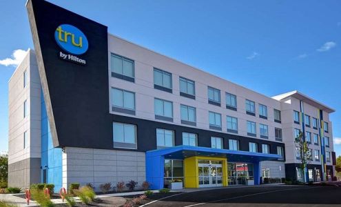 Tru by Hilton Concord
