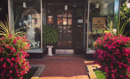 Edna Miller Flowers & Gifts Inc