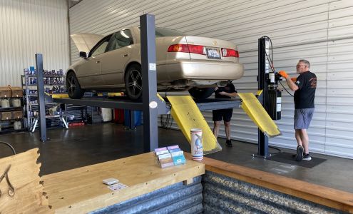 Freaky Fast Oil Change -We Provide Fast, Professional and Thorough Oil Change Service on A First Come First Served Bases. Lakeport