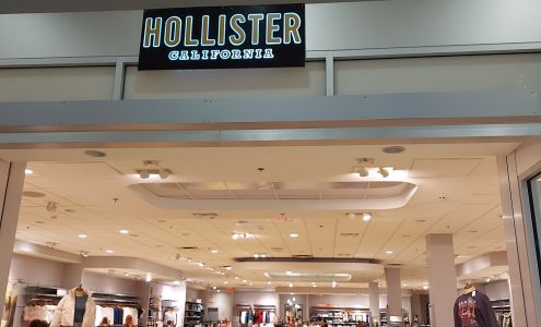 Hollister Co.