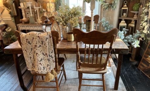 House on Willow Reinholds