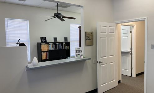 Axis Chiropractic 115 Charlotte Rd, Savannah Georgia 31410