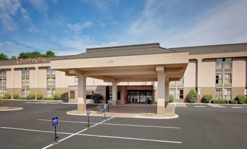 Hampton Inn State College