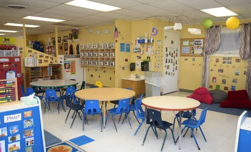 La Petite Academy of Smyrna